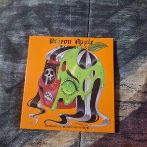 🍎💀 Alien Cosmetics – Poison Apple Eyeshadow & Pressed Pigment Palette